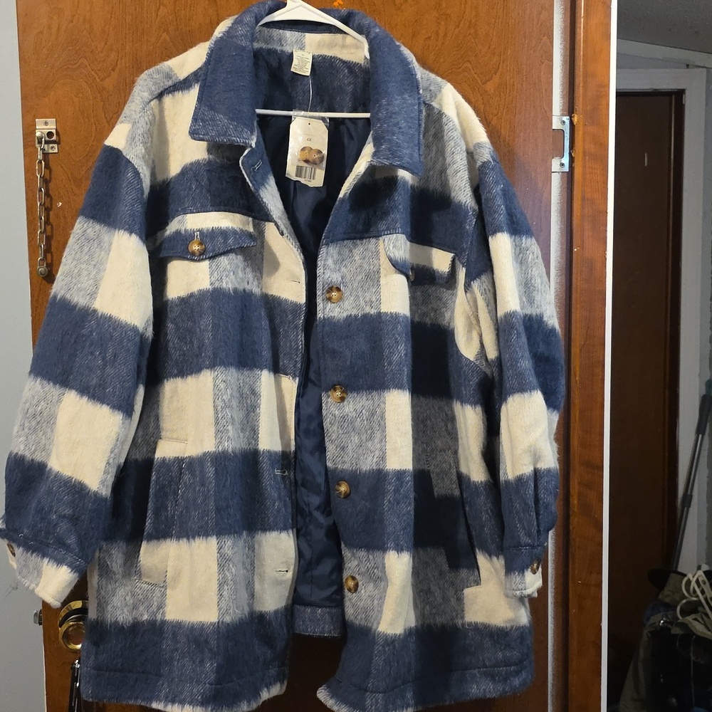 Wonderly 4X Blue and White Plaid Shacket Jacket